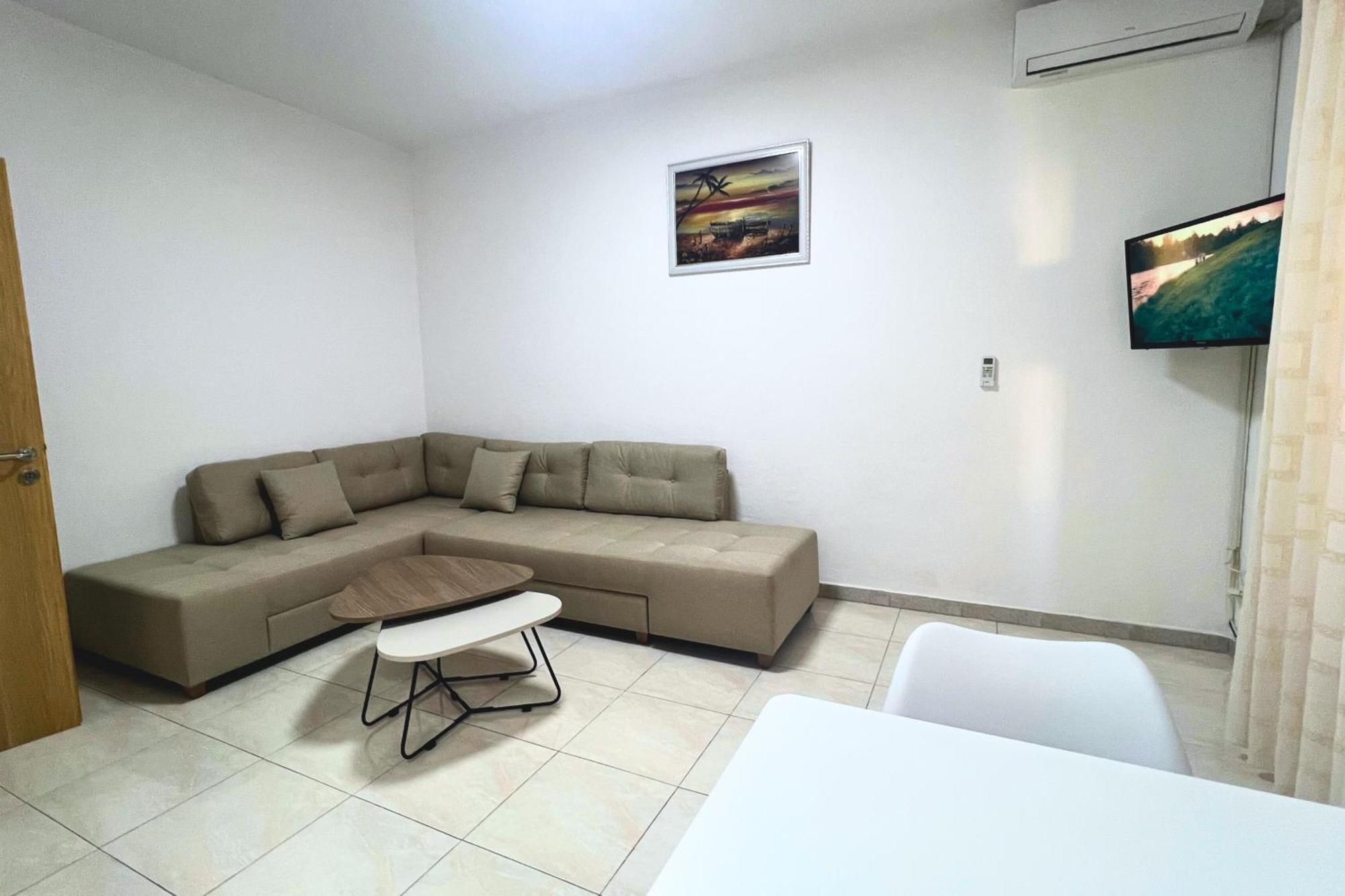 Apartment Dalanaj